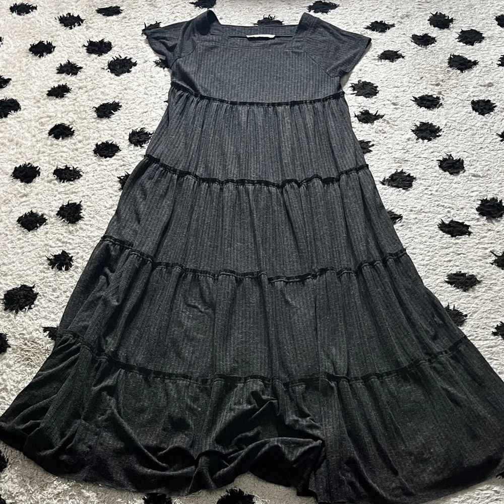 Free people beach size small saltwater tiered maxi dress dark grey short sleeve